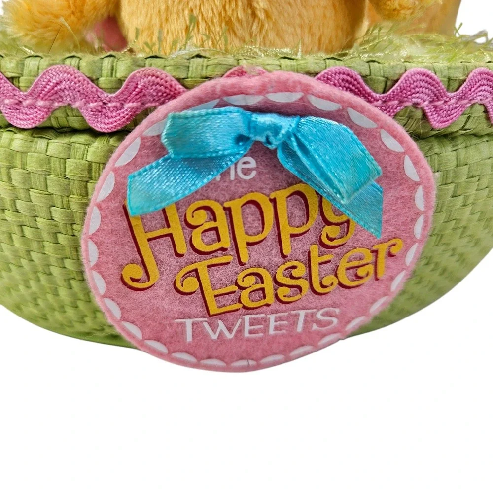 Hallmark‎ Happy Easter Tweets Animated Singing Plush Chicks Works See Video